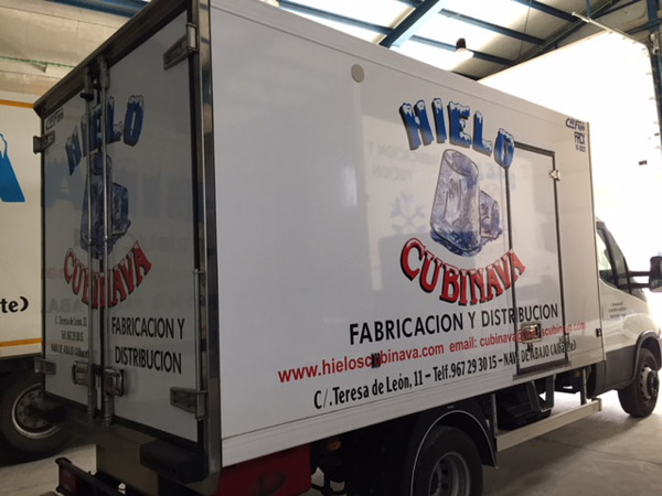 reparto hielo cubinava